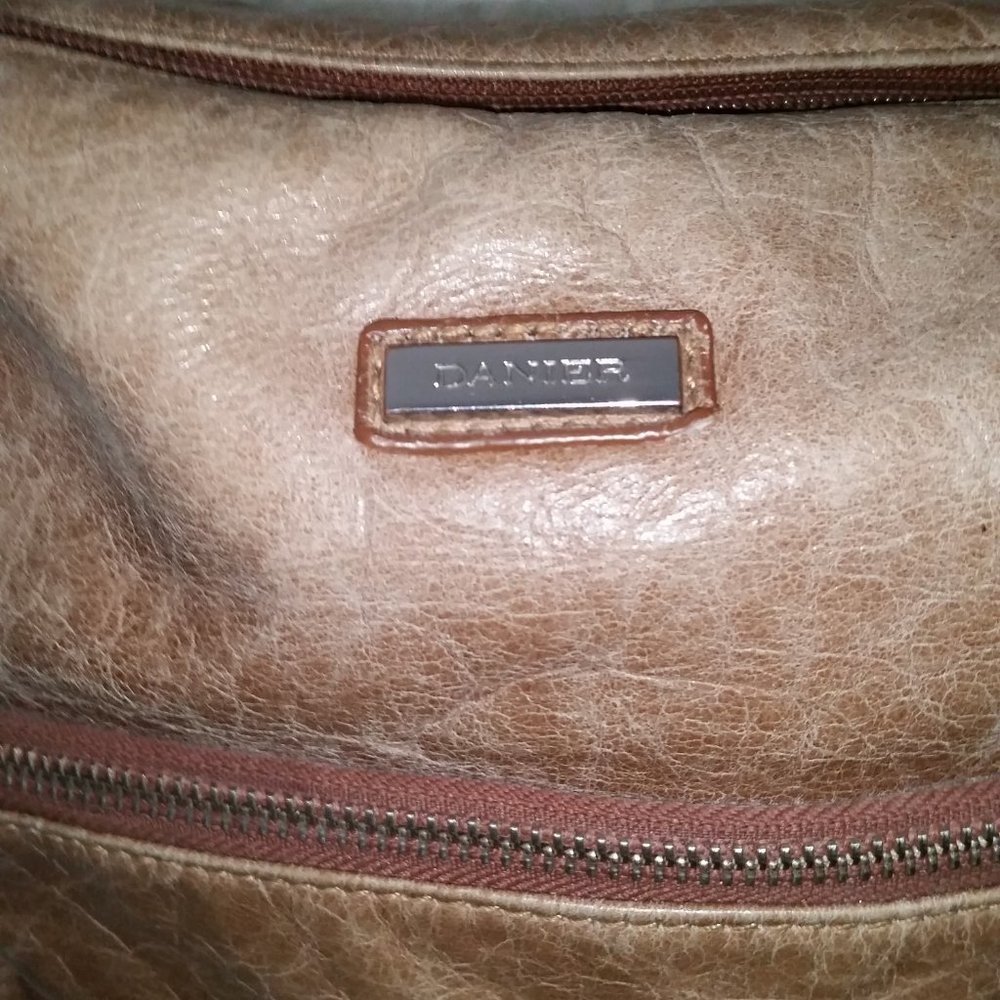 Danier leather messenger bag - Picture 2 of 7